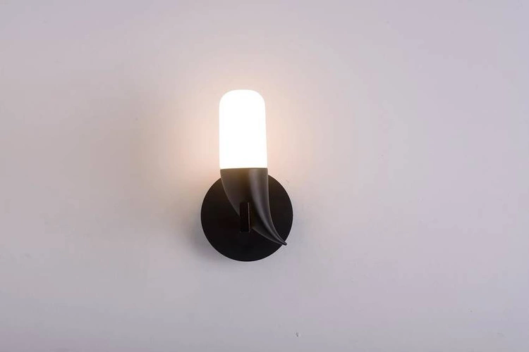 Kinkiet czarny LED 5.4W 20cm Sakai Ledea